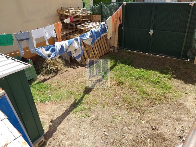 Foto 88888e9e-46d9-4f1c-b34f-fcb2a9ea04d4. Chalet con parcheggio in Alfoz de Quintanadueñas