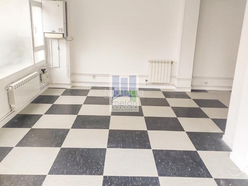 Foto 495c9581-5f4f-435f-aa48-410e42ef5300. Geschäftsraum in Casco Antiguo Burgos