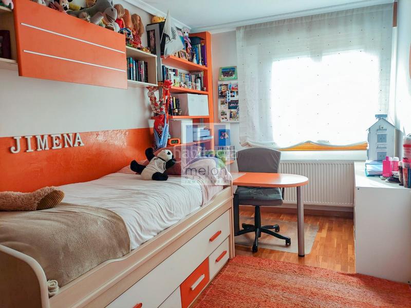 Foto 4319b773-dd95-4b0e-abc5-8bc7637bbc91. Appartamento con parcheggio in Barriada de Yagüe Burgos