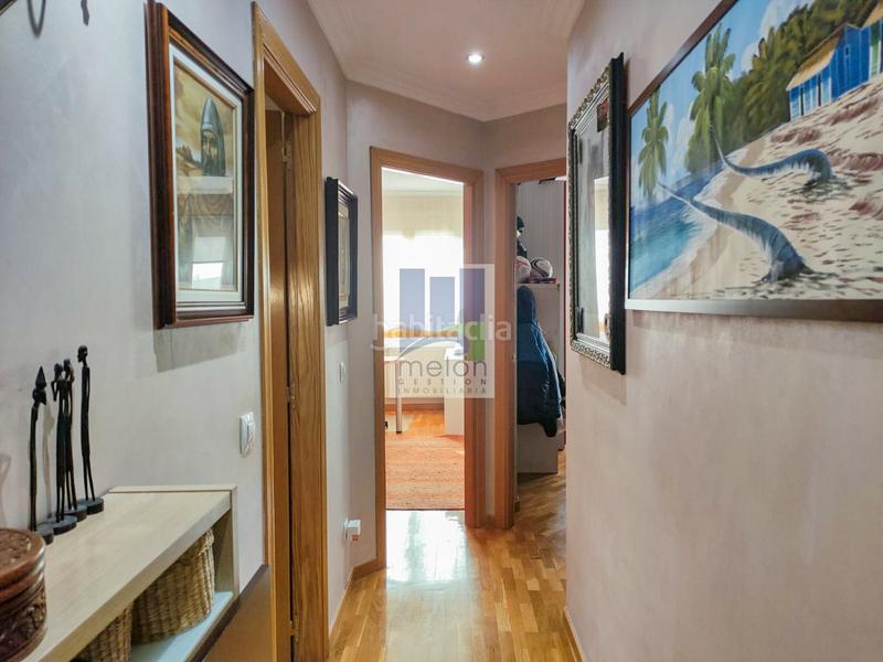 Foto 8d6ef610-4a8c-45ee-ad08-85a17168014c. Appartamento con parcheggio in Barriada de Yagüe Burgos