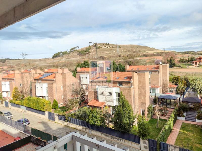 Foto dd8bf71f-34c4-445c-9922-8ac3627e88a6. Piso en Barriada de Yagüe Burgos