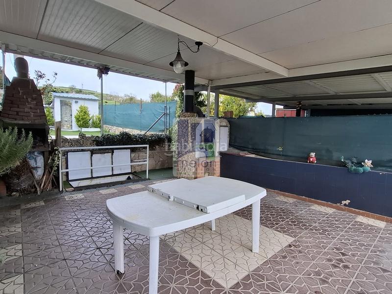 Foto db2b4999-4747-4c61-8c37-53c2a667a422. Chalet dans Villanueva de Argaño