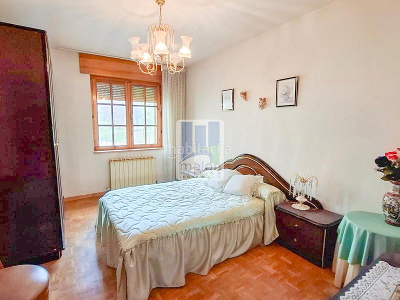 Foto 5891c968-9480-474d-b130-f61a442373bc. Chalet with parking in Modúbar de la Emparedada