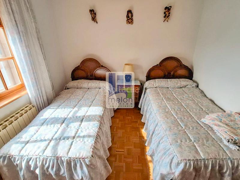 Foto b33f5df4-bdbc-4154-8b88-86647876a5b1. Chalet with parking in Modúbar de la Emparedada