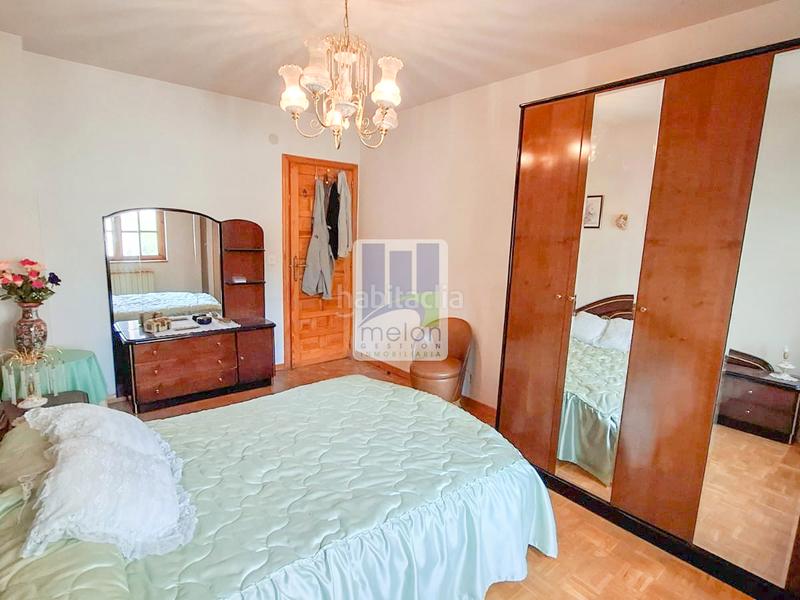 Foto ea6cf4cd-3900-422e-b73e-ba15f1ecc521. Chalet with parking in Modúbar de la Emparedada