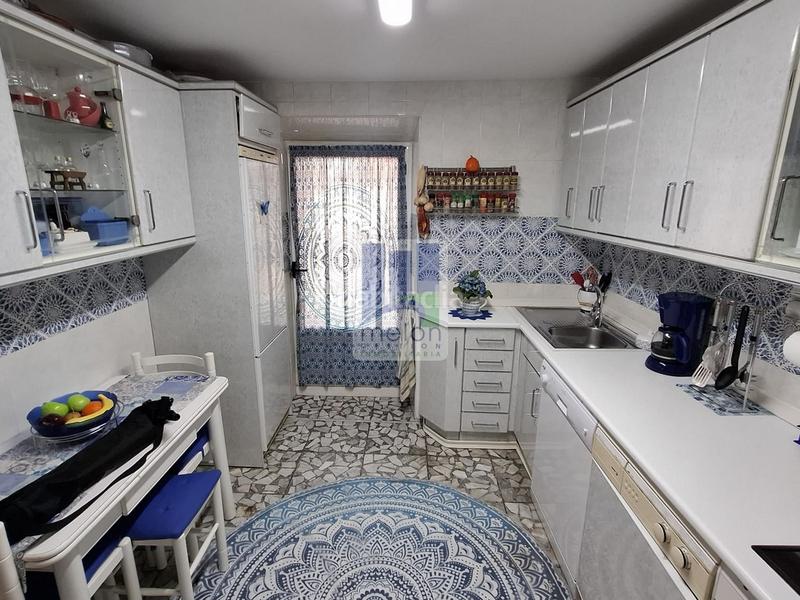 Foto 0d5aeaff-c690-45af-b355-50168849b703. Piso en Casco Antiguo Burgos