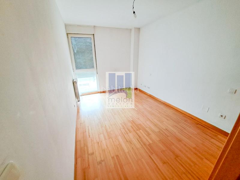 Foto 07d39870-4d02-4060-a95f-30bd826e8b58. Etagenwohnung mit parking in Fuentecillas - S7 - S8 Burgos