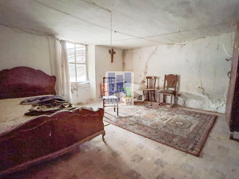 Foto 835eb13c-8728-43d0-b01f-080d408c261a. Xalet a Alfoz de Quintanadueñas