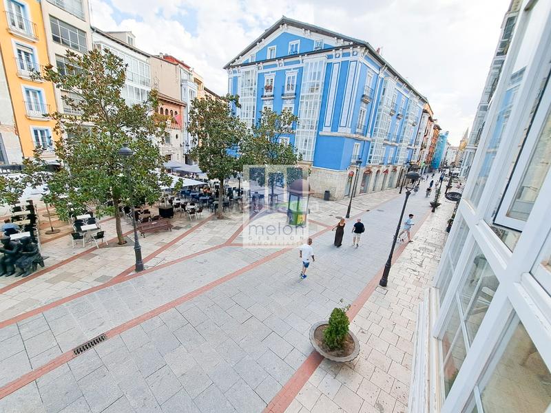 Foto cb38b72e-5fc3-465b-9df3-7298a5354dca. Pis a Casco Antiguo Burgos