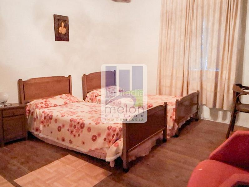 Foto edcb6def-abbb-4912-99ac-61e7fdf1cd7d. Chalet in Valle de Santibáñez