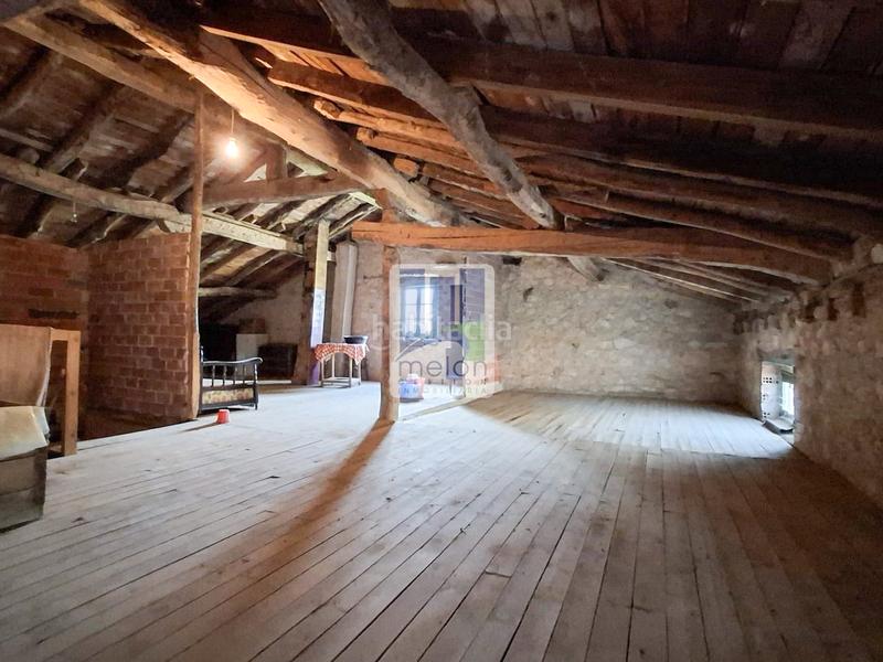 Foto fde27961-1b74-4899-931d-cf9cd1495a3d. Chalet in Valle de Santibáñez