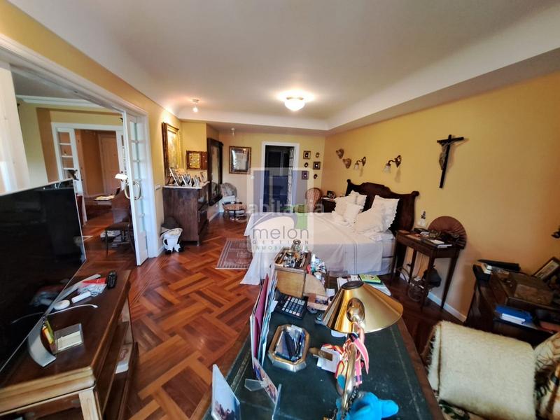 Foto f4a0173d-49ab-43f3-8b89-fad8a760d9f9. Etagenwohnung in Casco Antiguo Burgos