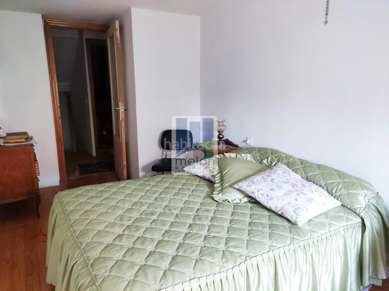 Foto ced1bec4-4cb0-441c-876e-316b4d287173. Chalet con parcheggio in Villasur de Herreros