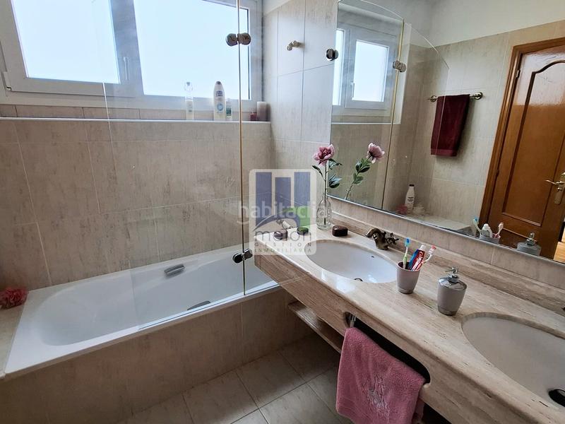 Foto 0d1ad872-0b39-48d2-bcff-ddfa40917c6b. Chalet en Cogollos