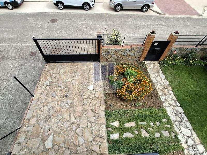 Foto 3a201c02-ea83-4fe6-b7cd-2ec0c0b78128. Chalet en Cogollos