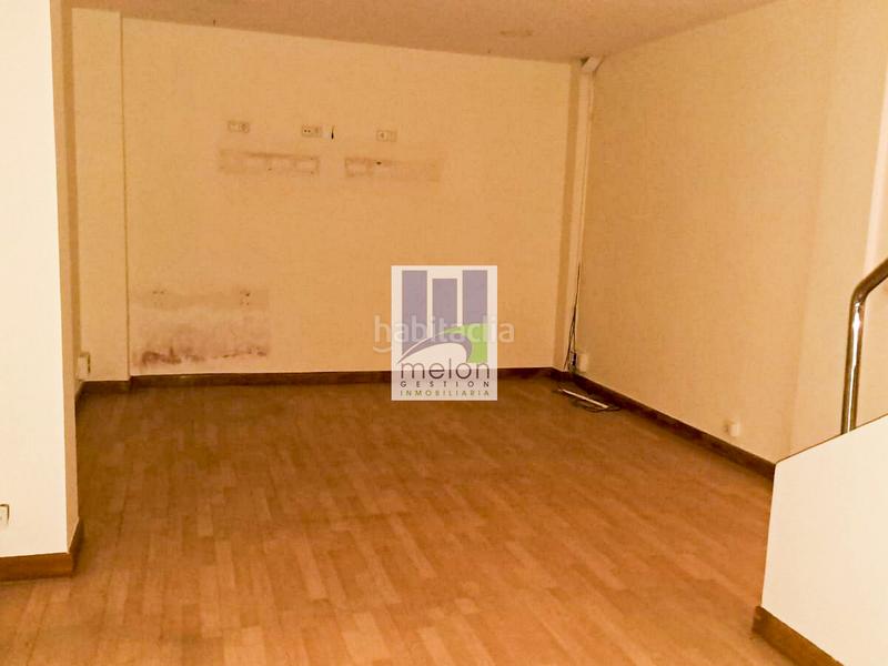 Foto b3465515-b58b-4bf8-8cc5-fdf4462c3534. Lloguer local comercial a Reyes Católicos Burgos