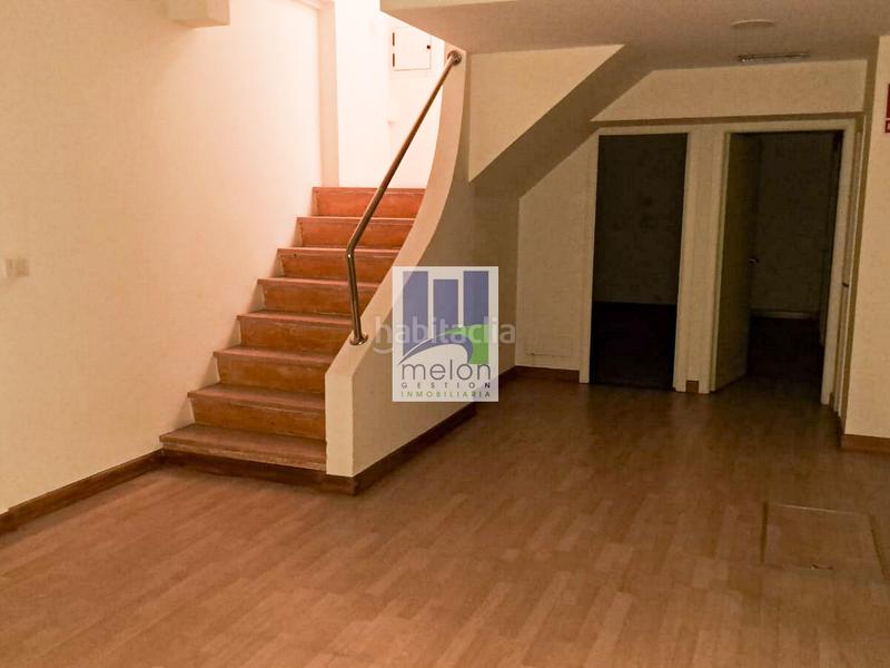 Foto fafc3be1-c6bf-4e1d-8d97-806efb033845. Lloguer local comercial a Reyes Católicos Burgos