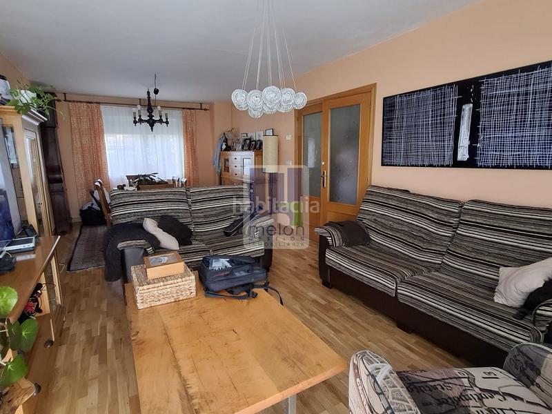 Foto 07ada2c3-adef-47ce-b1f0-8dad547e2bb9. Xalet amb aparcament a Cardeñadijo