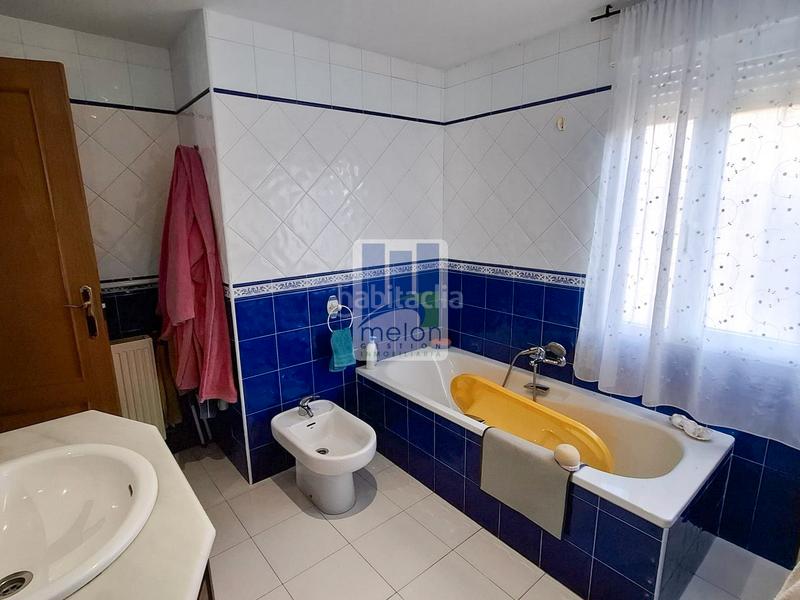 Foto 49c6c557-ee34-4bdc-b049-7f7850bfdae1. Xalet amb aparcament a Cardeñadijo