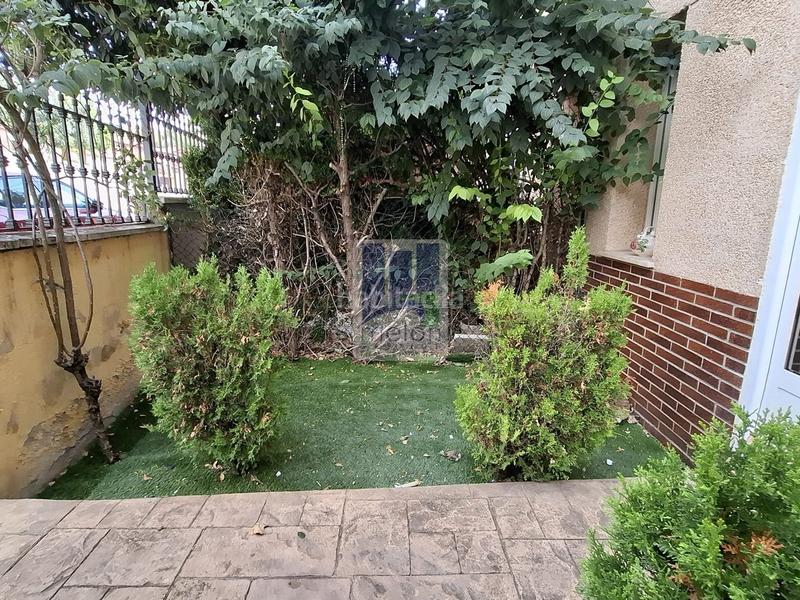 Foto a9bc0daa-426c-4a09-bbc1-248bb709660b. Xalet amb aparcament a Cardeñadijo