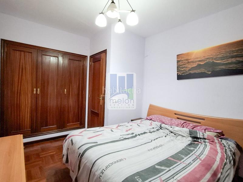 Foto f3bcc4ac-e546-4834-9360-79ad45a49f8e. Chalet with parking in Merindad de Río Ubierna