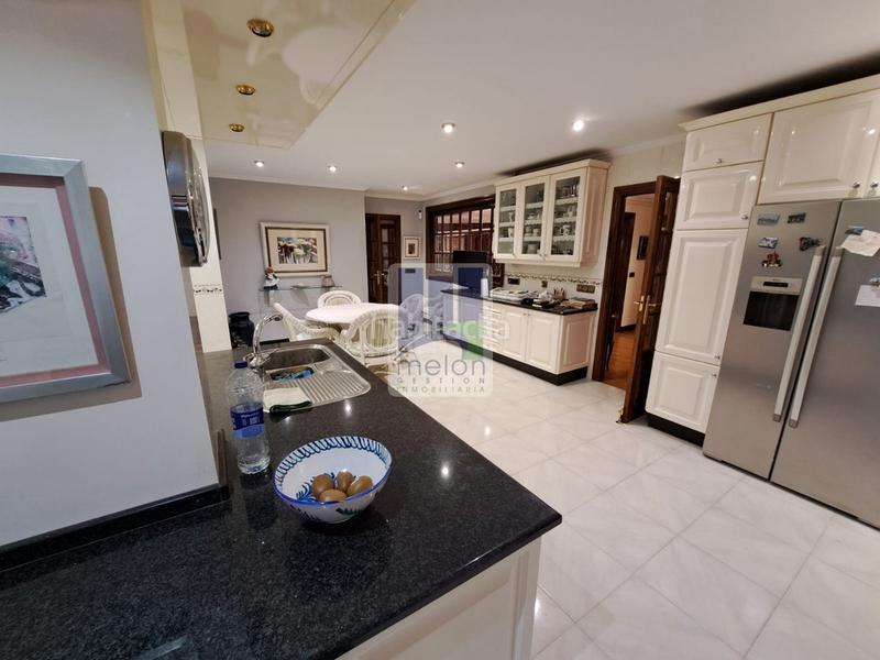 Foto d00527f9-f286-46a9-b7d9-8760c02844ca. Appartement avec parking dans Villa Pilar Burgos