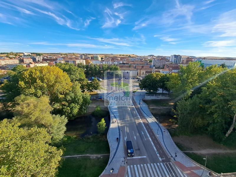 Foto d6b6cae9-1f50-46ec-a137-c54b001845fd. Flat with parking in Villa Pilar Burgos