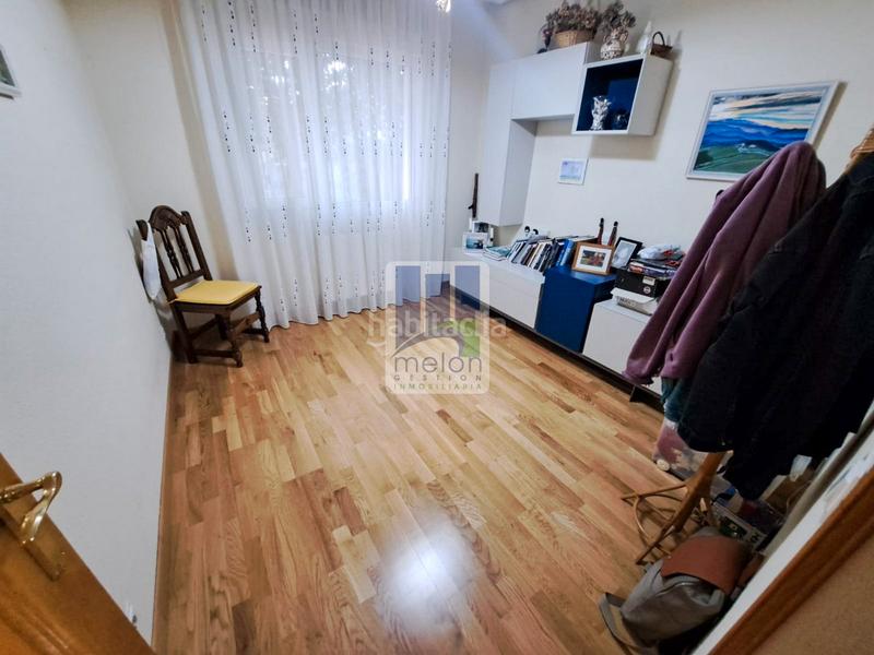 Foto 2a197239-761b-4fce-9550-fef527b727ad. Chalet mit parking in Universidad - Las Huelgas Burgos