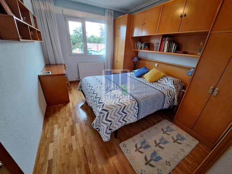 Foto 6f166262-a1e6-4bf3-b9c4-0256e0225005. Chalet mit parking in Universidad - Las Huelgas Burgos