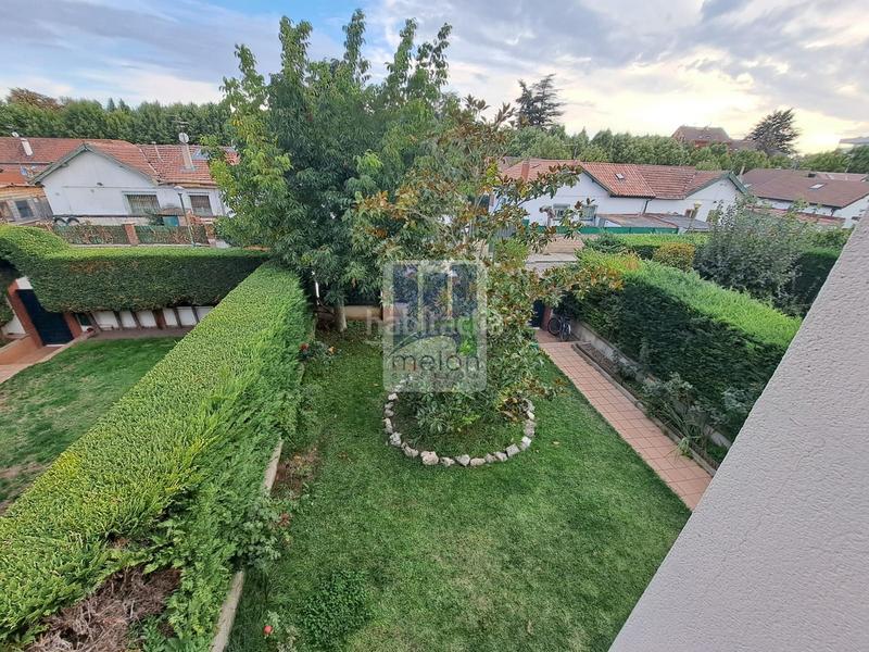 Foto d5b88384-c4da-4b58-9f50-259d137f62a0. Chalet mit parking in Universidad - Las Huelgas Burgos