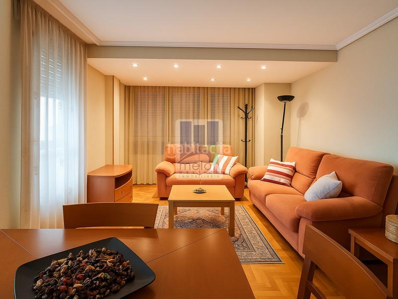 Foto c3d97f5d-b569-4e15-8824-e3bd4915ab79. Appartamento con parcheggio in Illera Burgos