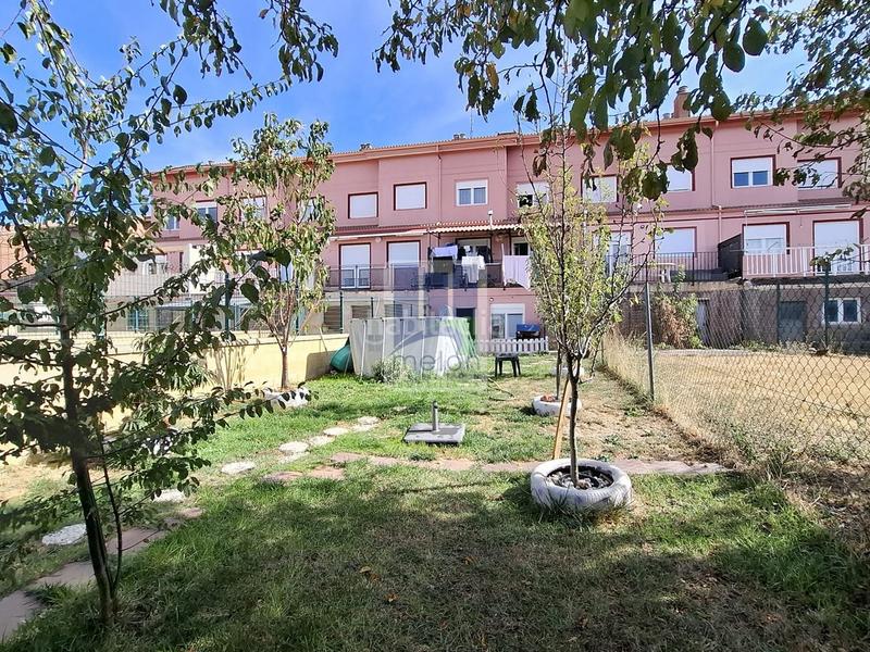 Foto 1a83c394-36bb-4473-b5f1-5a7898cf7e6b. Chalet with parking in Cogollos