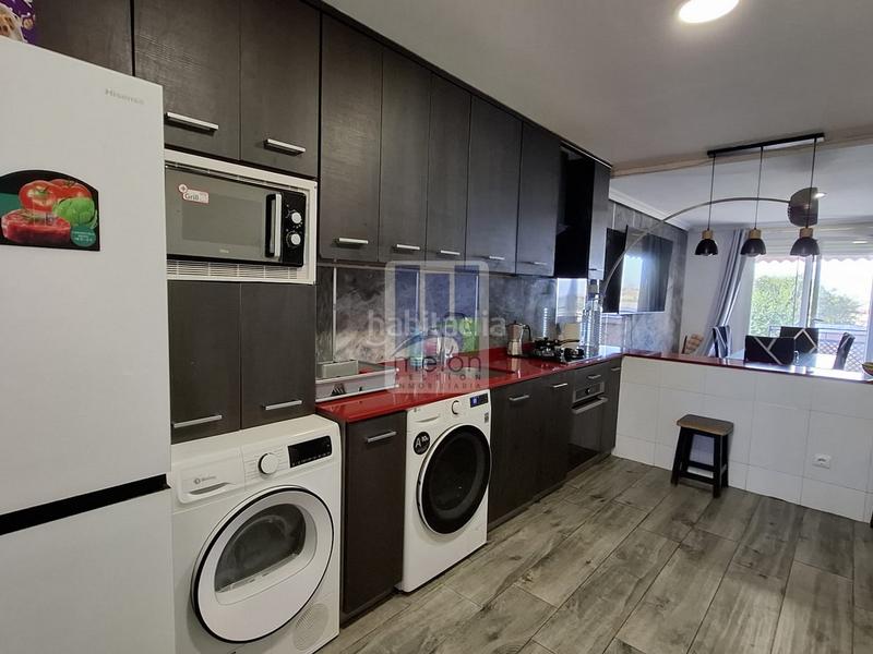 Foto 1c06678e-50ba-438e-81c9-cda4ae5800bb. Chalet with parking in Cogollos