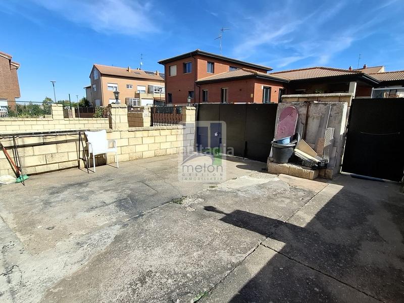 Foto 1d0c7594-e23c-491e-8dec-83f8b0d8846d. Chalet with parking in Cogollos