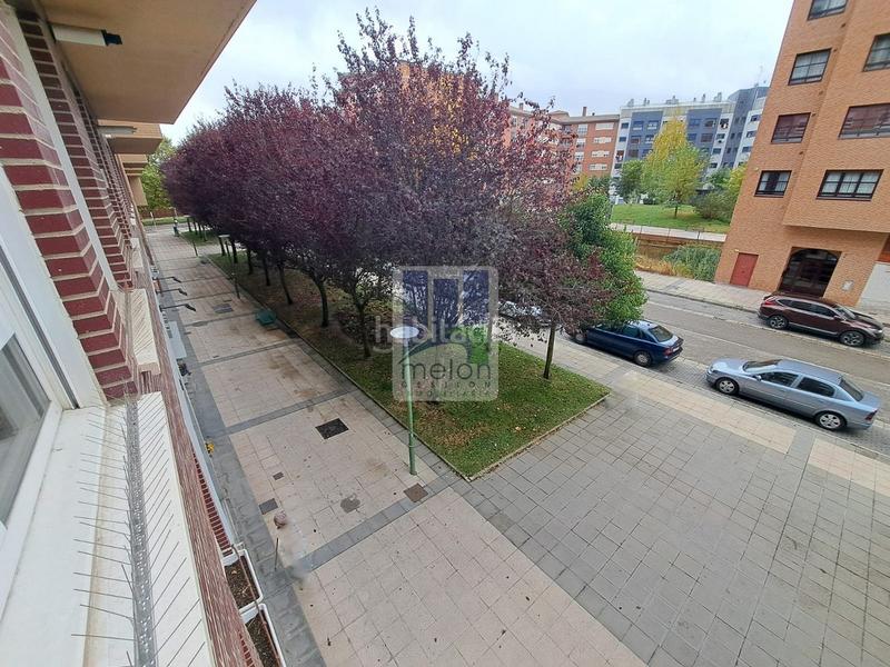 Foto 57d7895d-97f8-4d0f-a390-fa9fe87c635f. Pis amb aparcament a Universidad - Las Huelgas Burgos