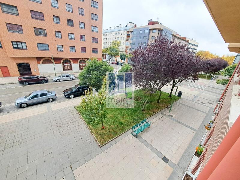 Foto 68a20915-5dec-4c44-ae4e-f6f27d24dd76. Pis amb aparcament a Universidad - Las Huelgas Burgos