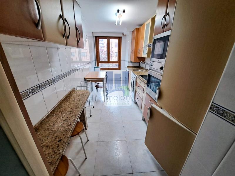 Foto 8b62493c-6f25-473c-b663-d2d577800a96. Pis amb aparcament a Universidad - Las Huelgas Burgos