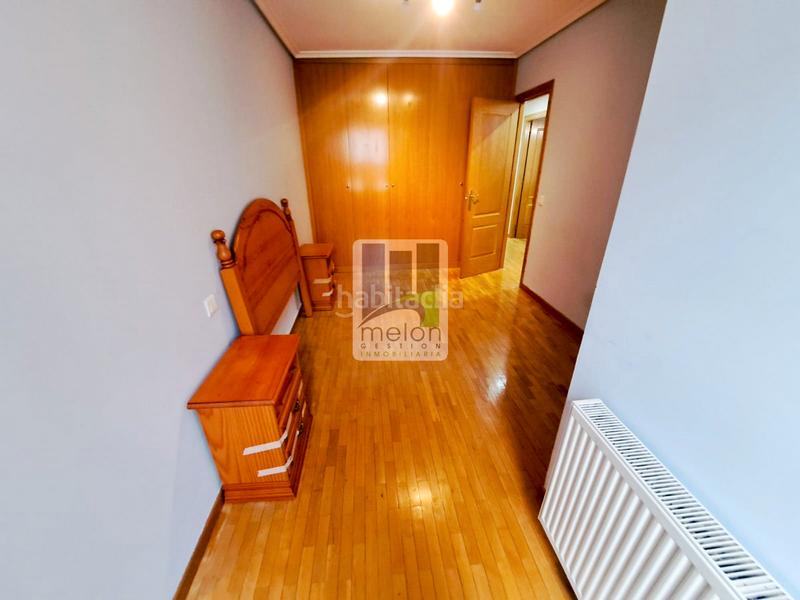 Foto bd31ca62-1d58-4404-b089-b8b31e1f6396. Pis amb aparcament a Universidad - Las Huelgas Burgos