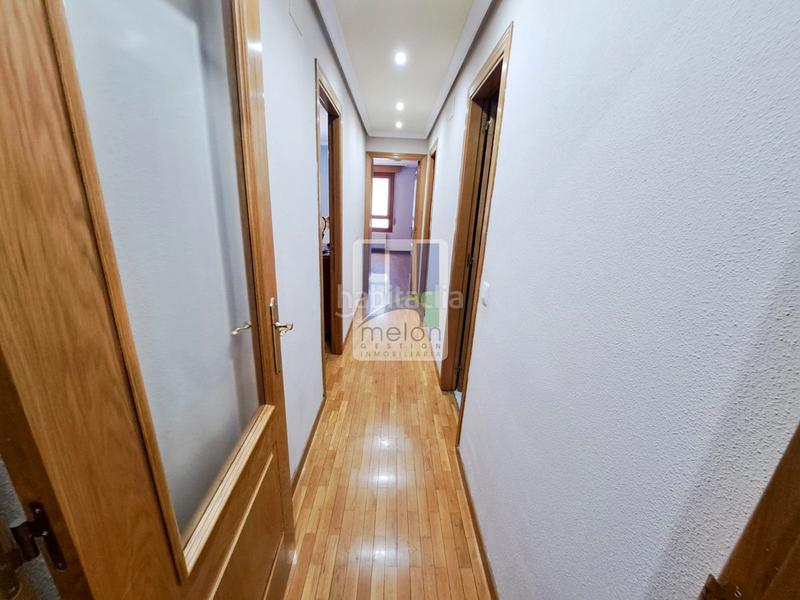 Foto e247e1c7-a754-47f9-8cd1-85071b06a7e0. Pis amb aparcament a Universidad - Las Huelgas Burgos