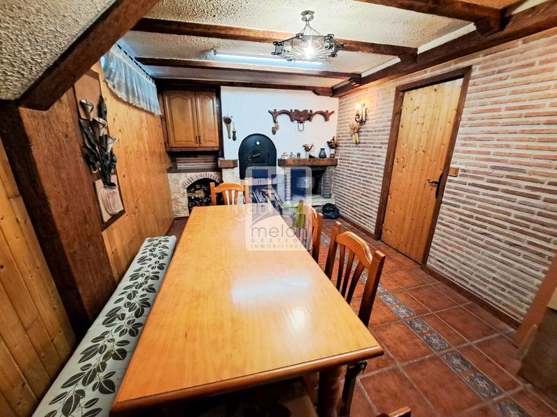 Foto ab3f1ba5-029c-4c2e-b0ad-0213d4929700. Chalet avec parking dans Villatoro Burgos