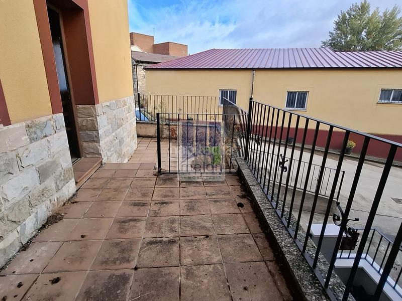 Foto 0adc508c-7a57-41bf-aa30-5b01f4ce6c45. Chalet in Valle de Santibáñez