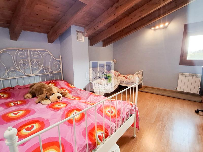 Foto e959df75-3006-450c-9d7a-fcedcd3574db. Chalet in Valle de Santibáñez