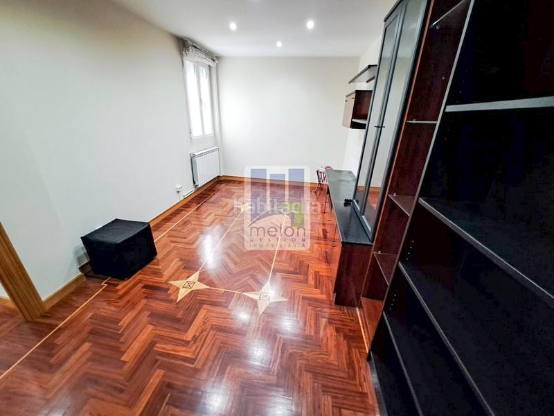 Foto efd278ea-6251-49b5-bcf6-d7561c806151. Appartamento in Los Vadillos - R. Sanitaria - Pozanos Burgos