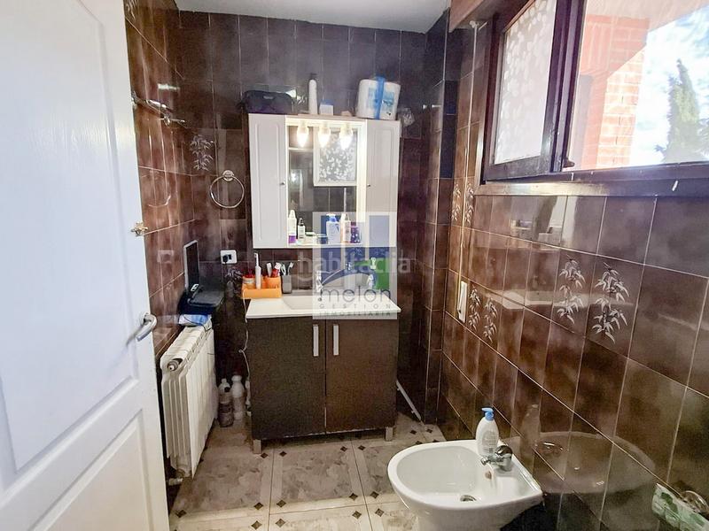 Foto c1e8419b-f6b4-4ae3-93cf-912efdba245e. Xalet amb aparcament a Alfoz de Quintanadueñas