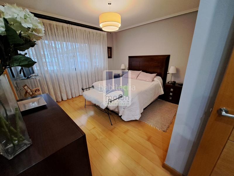 Foto 4108524a-3ce9-402b-ab37-208e34c2fba2. Chalet with parking in Universidad - Las Huelgas Burgos