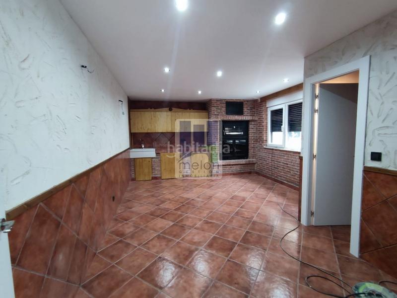 Foto e9c74c5a-e120-411b-9149-cb0f673d3b1e. Chalet mit parking in Villimar - V1 - V2 - S3 - S4 - San Cristobal Burgos