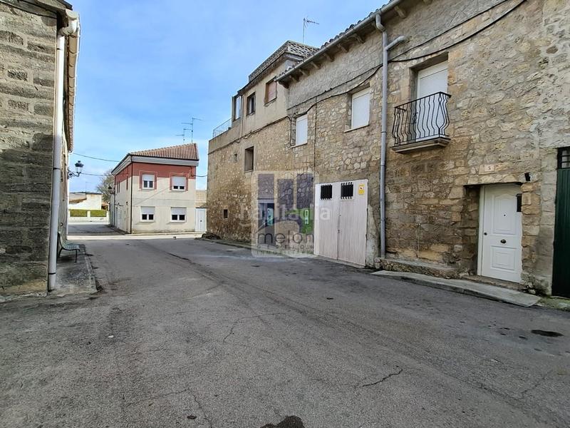 Foto 332dc929-93d1-496f-989b-87869cb9d79f. Chalet con parcheggio in Alfoz de Quintanadueñas