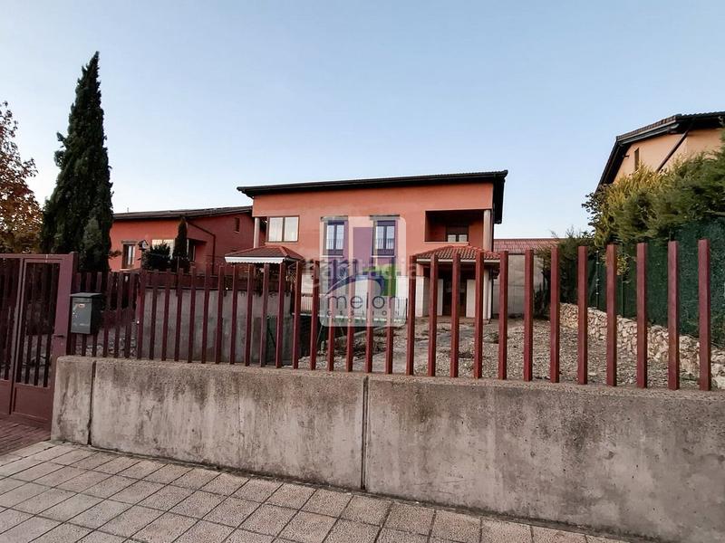 Foto 1d82e339-56d3-4ba1-acd8-a3da3ee0a2dd. Chalet avec parking dans Villagonzalo Pedernales