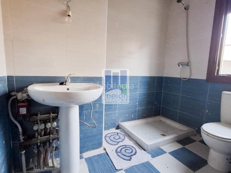 Foto 203ad4ff-8508-4812-90d3-5b51ed200585. Chalet avec parking dans Villagonzalo Pedernales