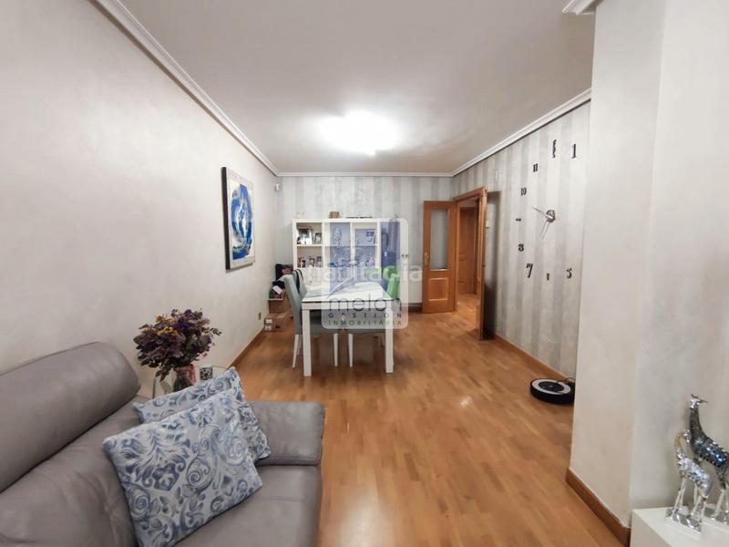 Foto 526513ad-8f53-44ad-8287-372b011b493f. Appartamento con parcheggio in Gamonal - San Bruno - G9 Burgos